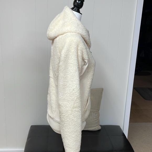 Bench cream fleece hoodie zip up. - Picture 3 of 16